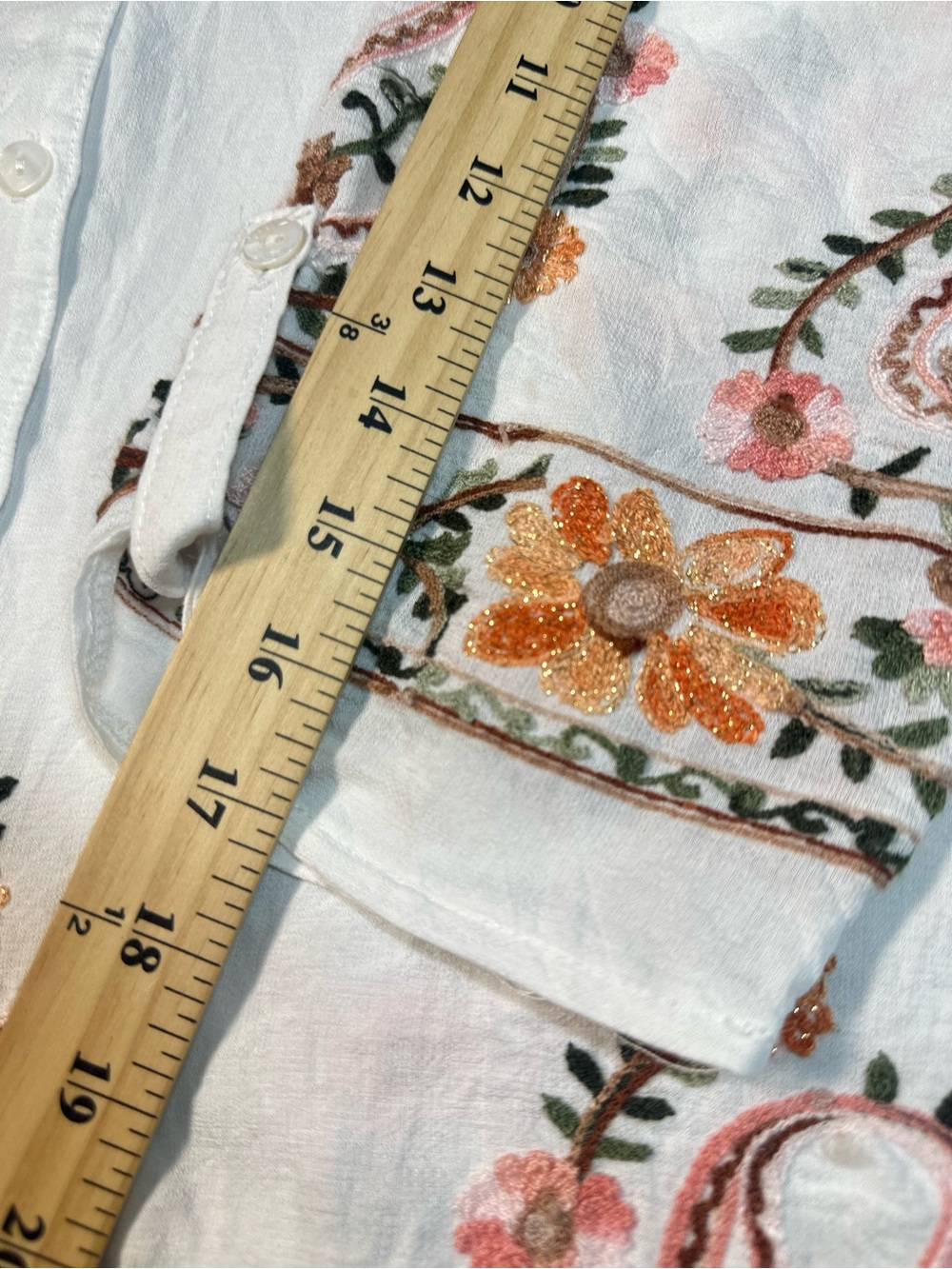 Ana & Rose White Boho Embroidered Button Front Tunic Blouse 3/4 Roll-Tab Sleeve - Picture 5 of 12